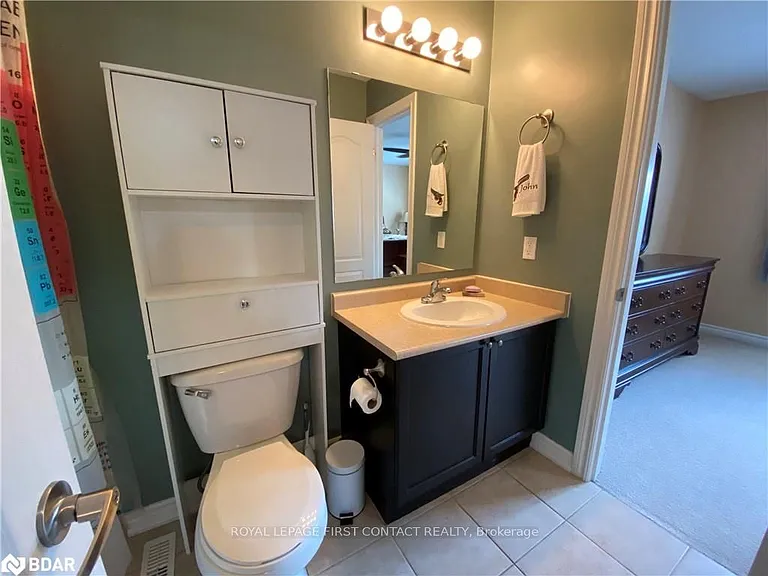 63 Sydenham Wls — Photo 10