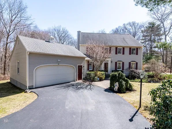 28 Beechwood Hill Trl, Exeter, RI 02822