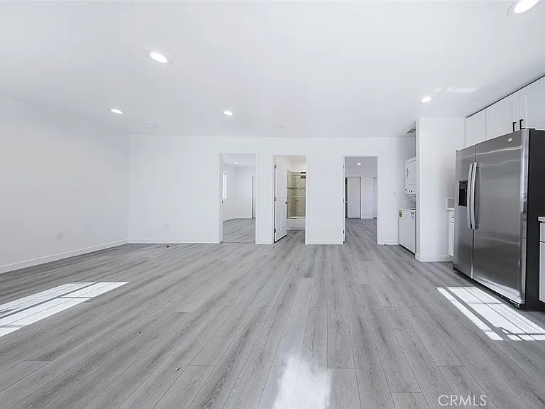 10503 Cantara St #10503 — Photo 14