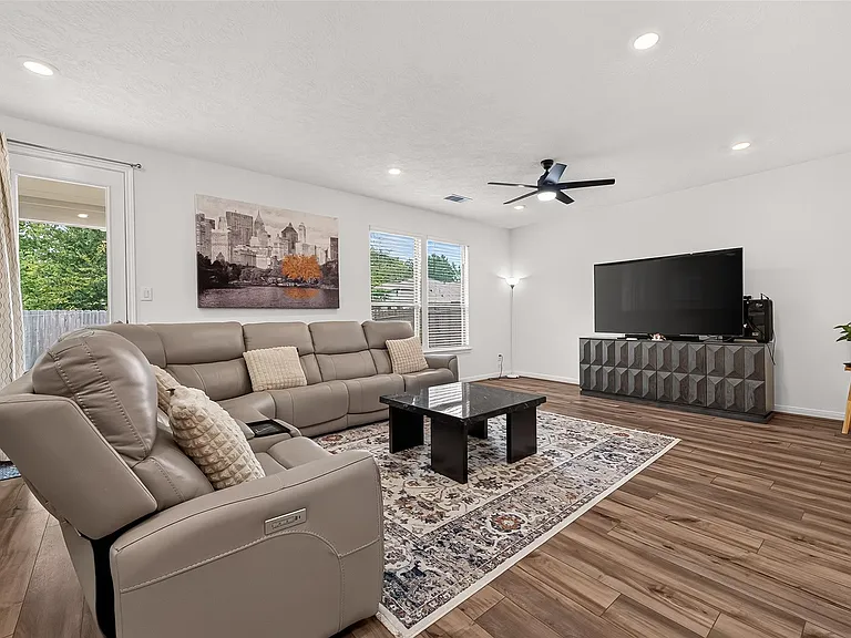 27571 Bello Bend Ln — Photo 12