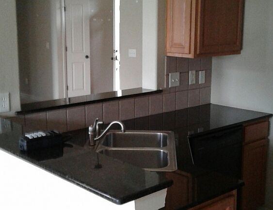 4th image of 3109 SW Waterleaf Ave