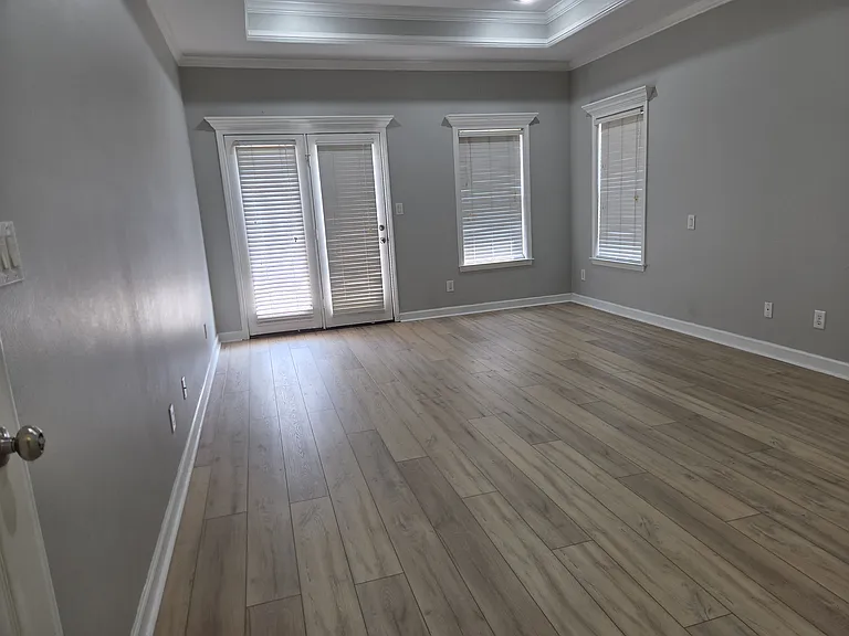 15420 Hartford St — Photo 6