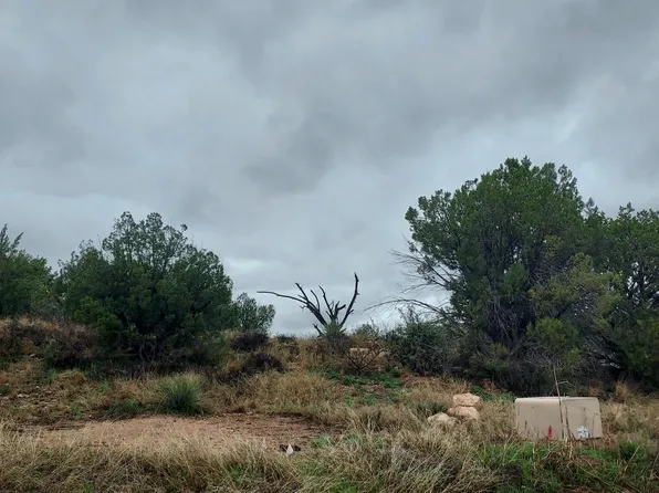 5730 N Kramer Drive, Rimrock, AZ 86335