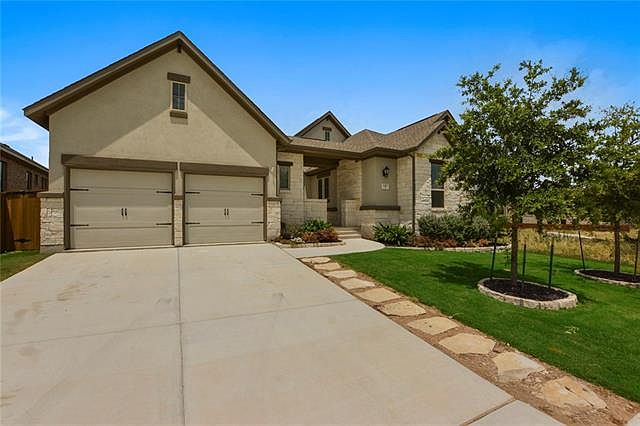 1st image of 2437 Carretera Dr