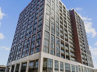 181 Sterling Rd #1012, Toronto, ON M6R 2B2