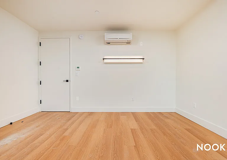 130 Hope St #602 — Photo 4