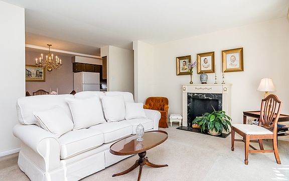 5th image of 5752 W 128th St Unit 102
