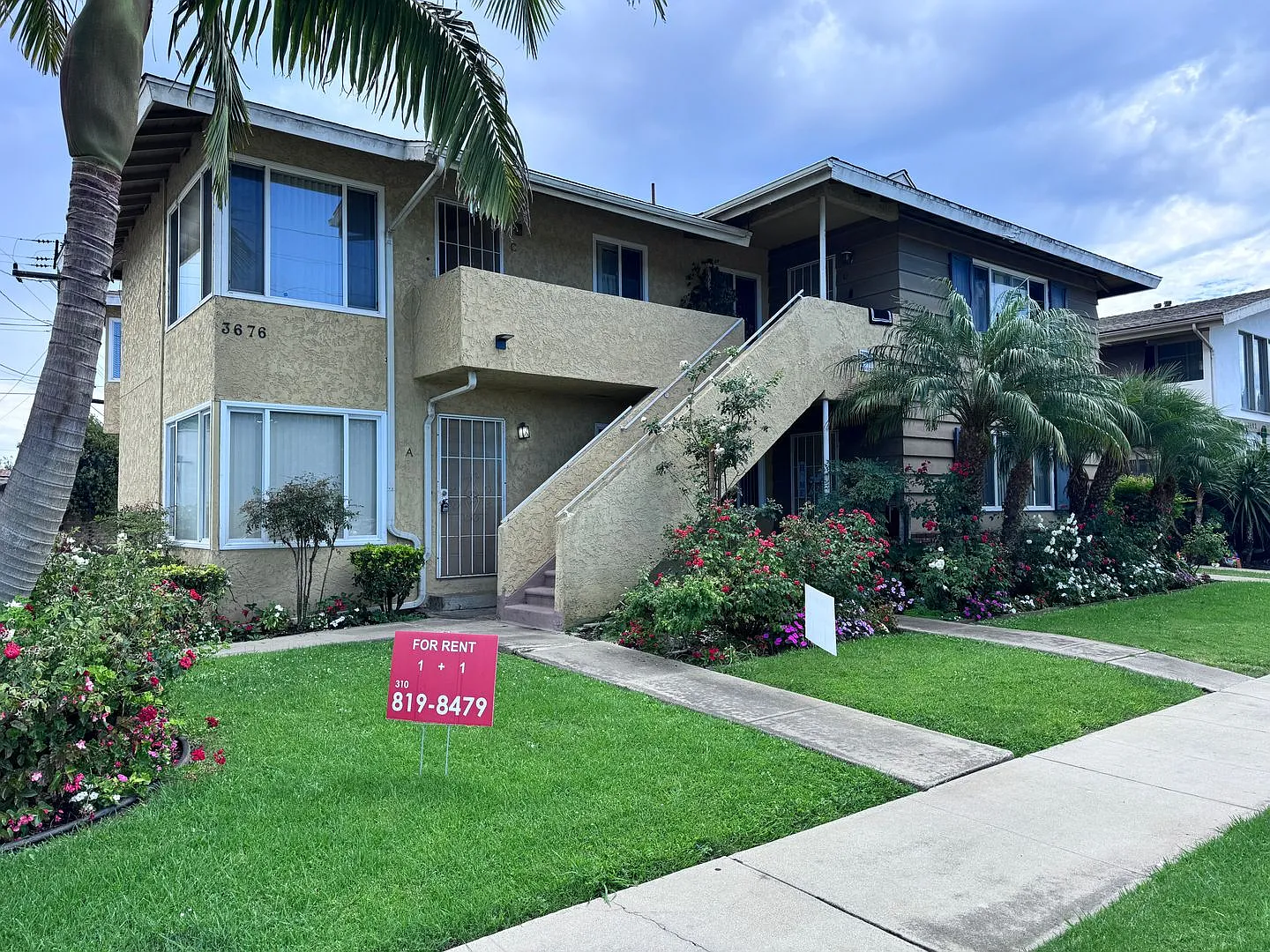 7 El Camino Palms Apartments — Photo 2