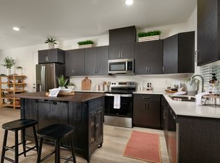 Vello Crossings, Lancaster, CA 93536