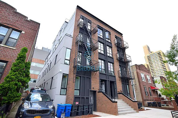 Rented by null | media 11