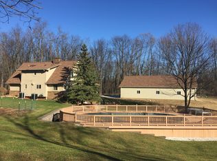 7601 Rattalee Lake Rd, Clarkston, MI 48348