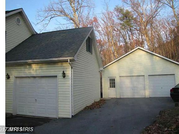 2nd image of 281 Ashland Woods Dr