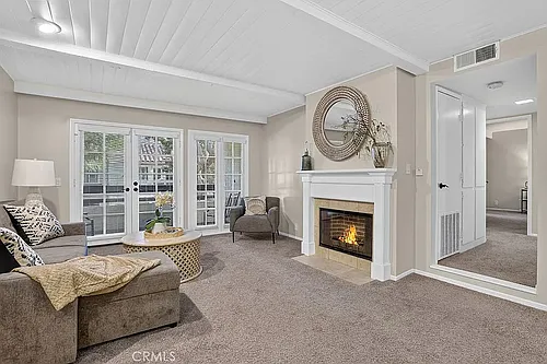 21372 Brookhurst St Photo 1