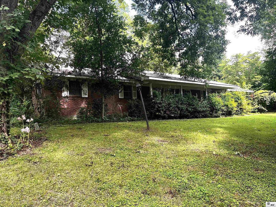 1st image of 1001 Schneider Ln