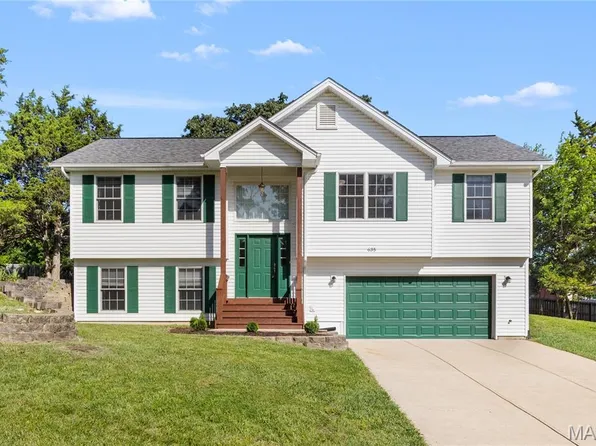 635 Elm St, Hillsboro, MO 63050