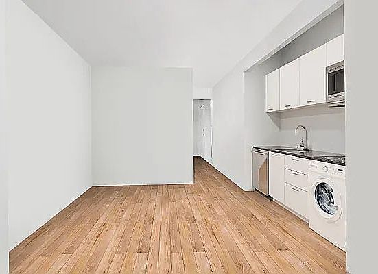 1st image of 24 Saint Marks Pl #4E