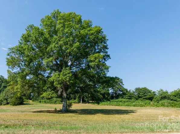 Love St, Mc Connells, SC 29726