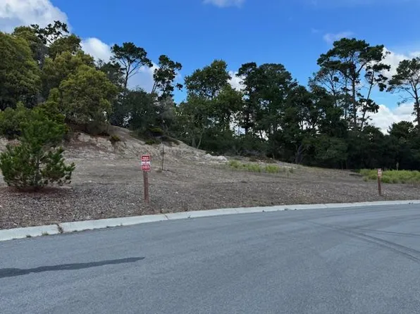 140 Stephen Pl, Monterey, CA 93940