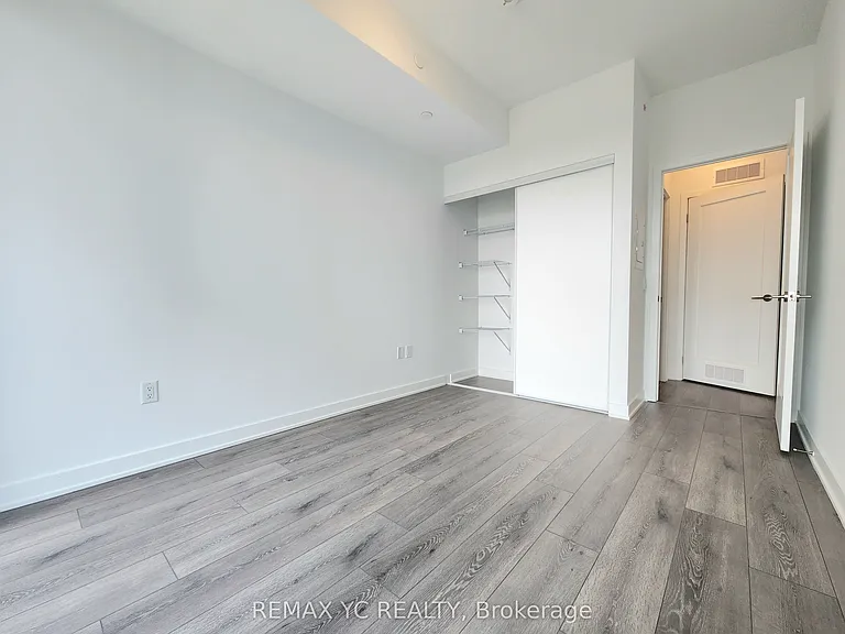95 Oneida Cres #1407 — Photo 11