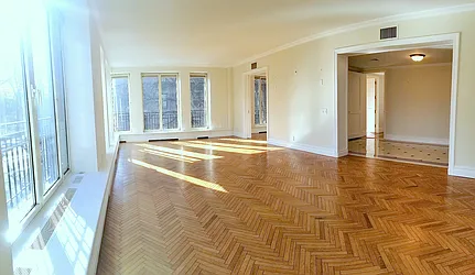 Rented by Manhattan Spaces