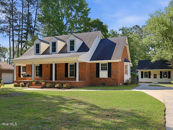 2nd image of 405 Cedarhurst Road