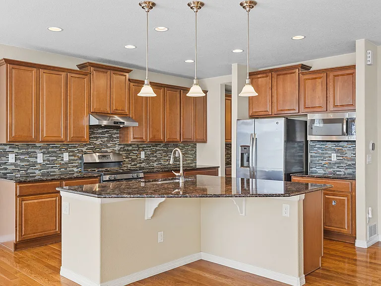 22898 E Saratoga Pl — Photo 12