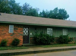 2011 S 22nd St, Chickasha, OK 73018