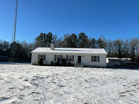 2nd image of 3330 Lawsonia Rd