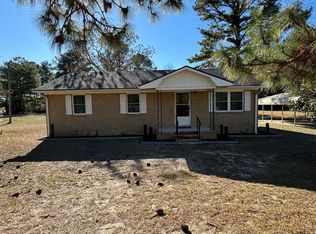 3920 3rd St, Mayesville, SC 29104