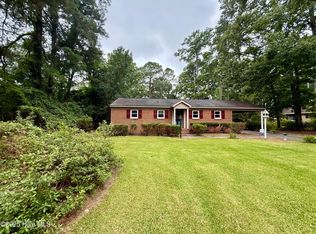 908 Sterlingworth St, Windsor, NC 27983