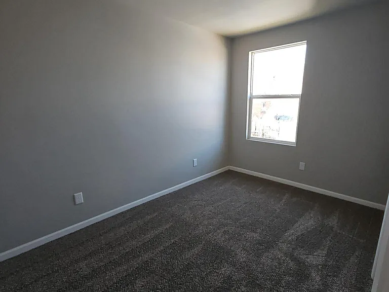1120-1221 Cedar St #1121A — Photo 8