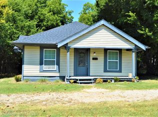 1013 N Rockwall Ave, Terrell, TX 75160