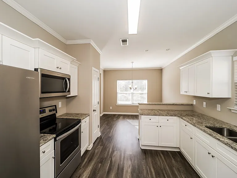 79 Moss Way — Photo 7
