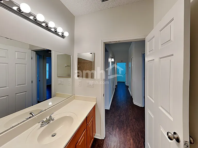 979 Misty Maple Ct — Photo 16