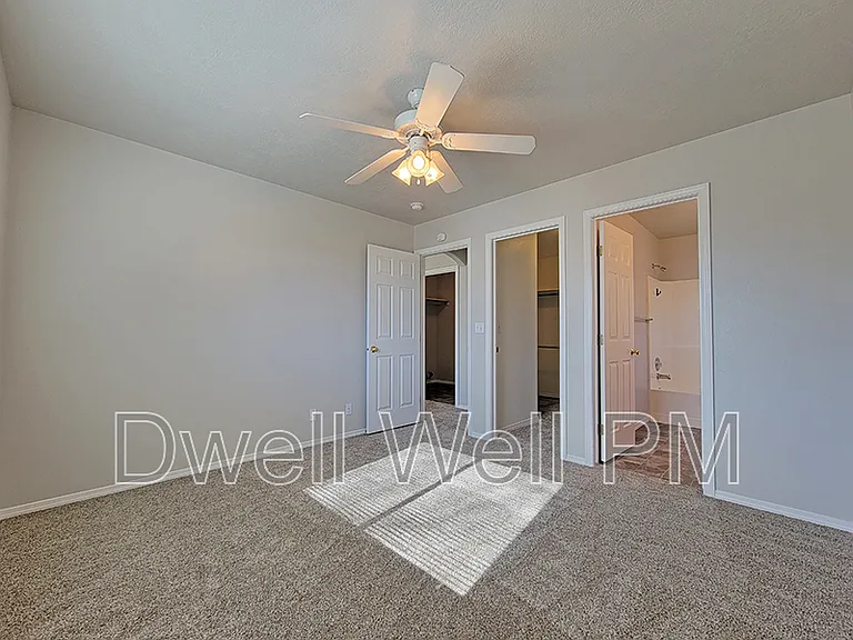 2903 E Ohio Ave — Photo 11