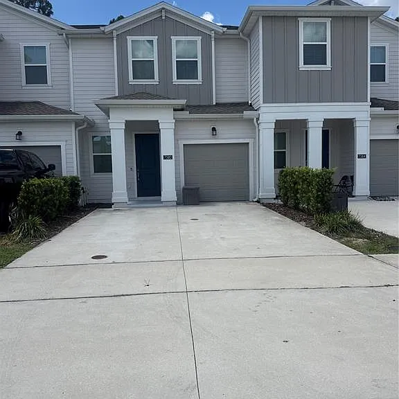 7580 Stone Creek Trl — Photo 1