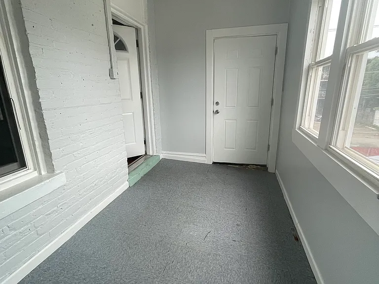 1618 N Kedvale Ave #2 — Photo 10