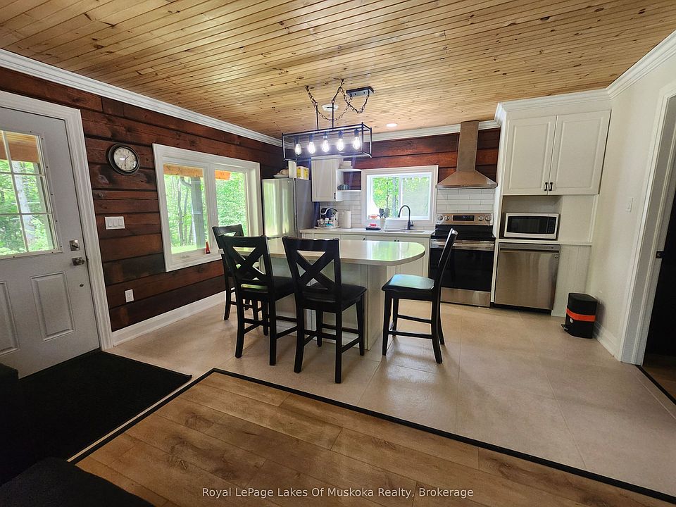 1st image of 3997 Chetwynd Rd