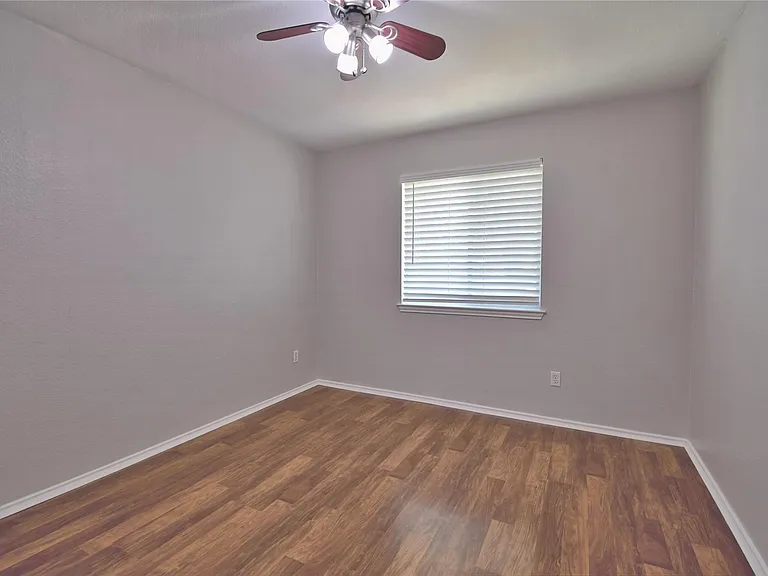 807 Wild Petunia Way — Photo 14