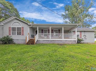 21 Beck Rd, Albertville, AL 35950