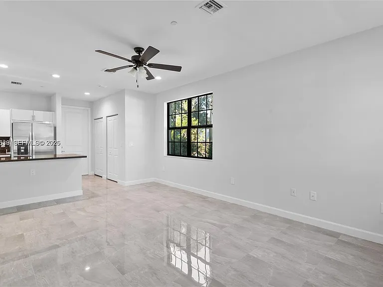 5745 SW 44th Ct #202 — Photo 13