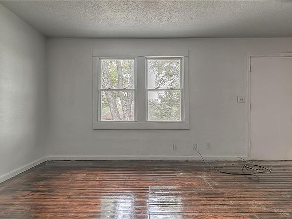 2nd image of 2710 N 30th St