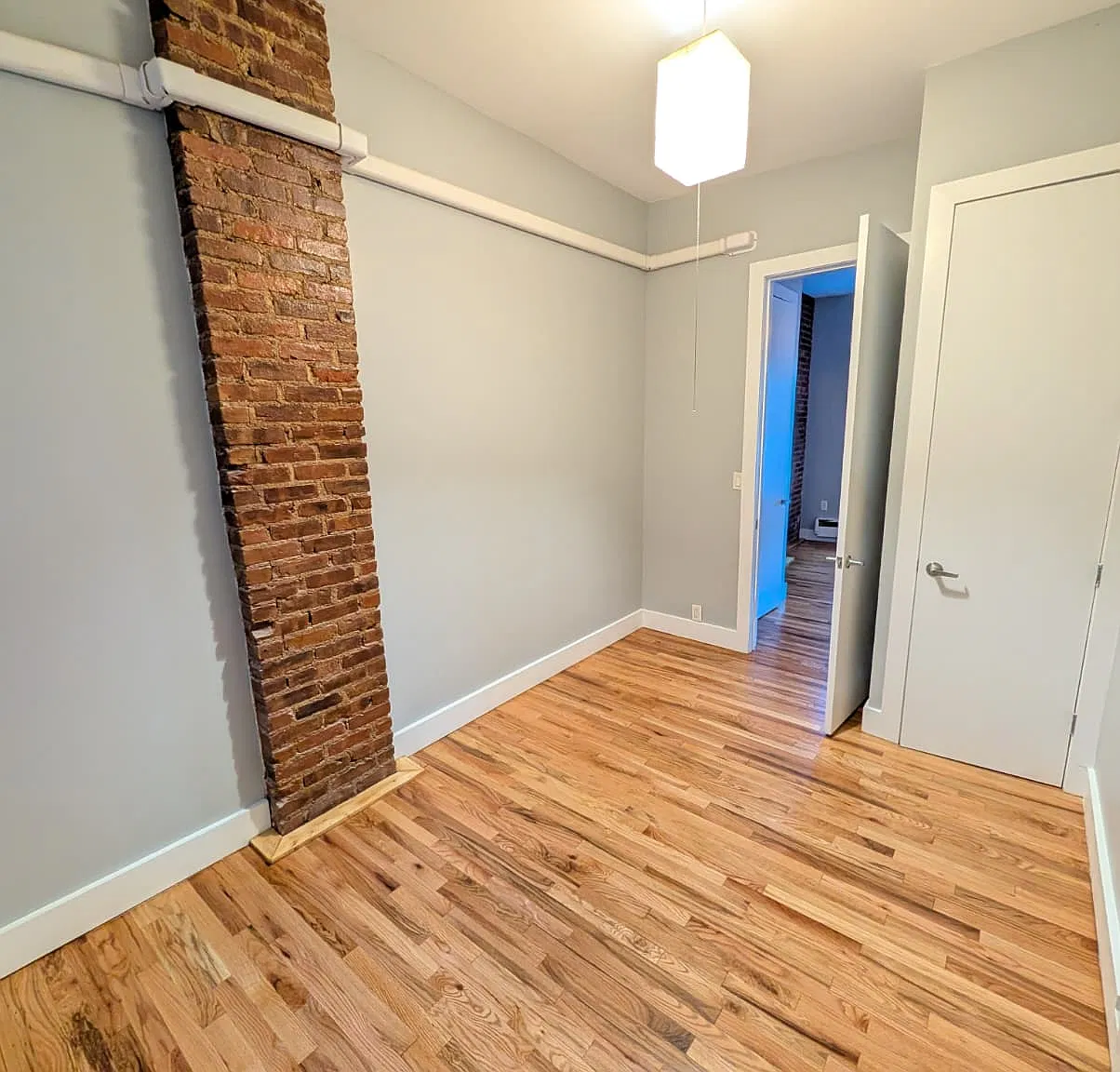 237 Troy Avenue — Photo 4