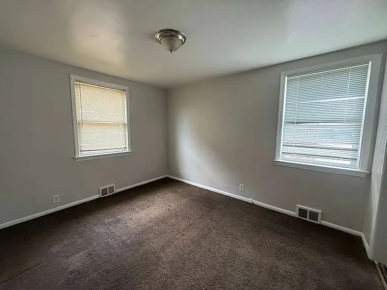 2027 Warrensville Center Rd #2 — Photo 10