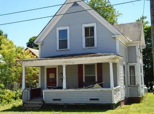 29 Leavitt St, Skowhegan, ME 04976