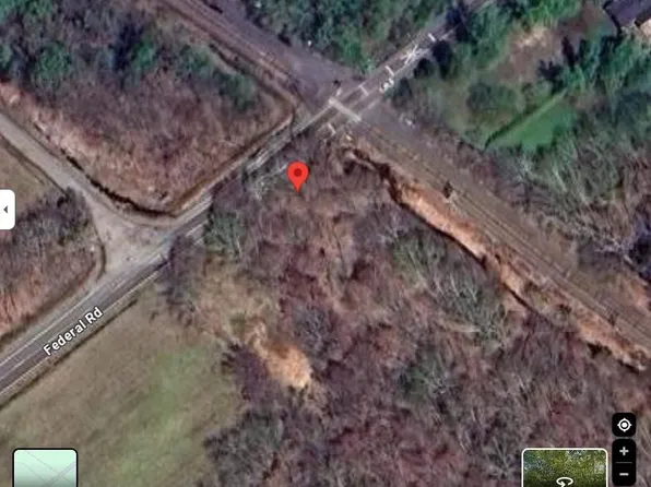 19 Federal Rd, Monroe Township, NJ 08831