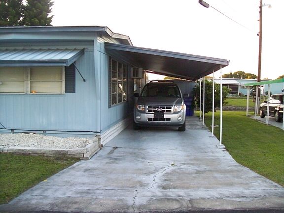 2nd image of 249 Lyndol St
