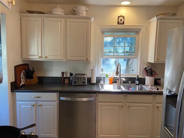 248 Kent Ln — Photo 5