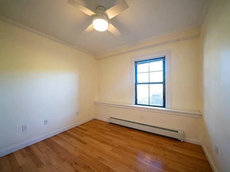 123 Ward St #5 — Photo 11
