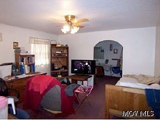 1st image of 819 Hill St